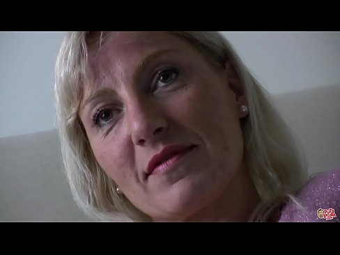 ❤️ Hepimizin becerdiği anne... Hanımefendi, kendinize gelin! Seks pornoda tr.libporno.ru ❌❤